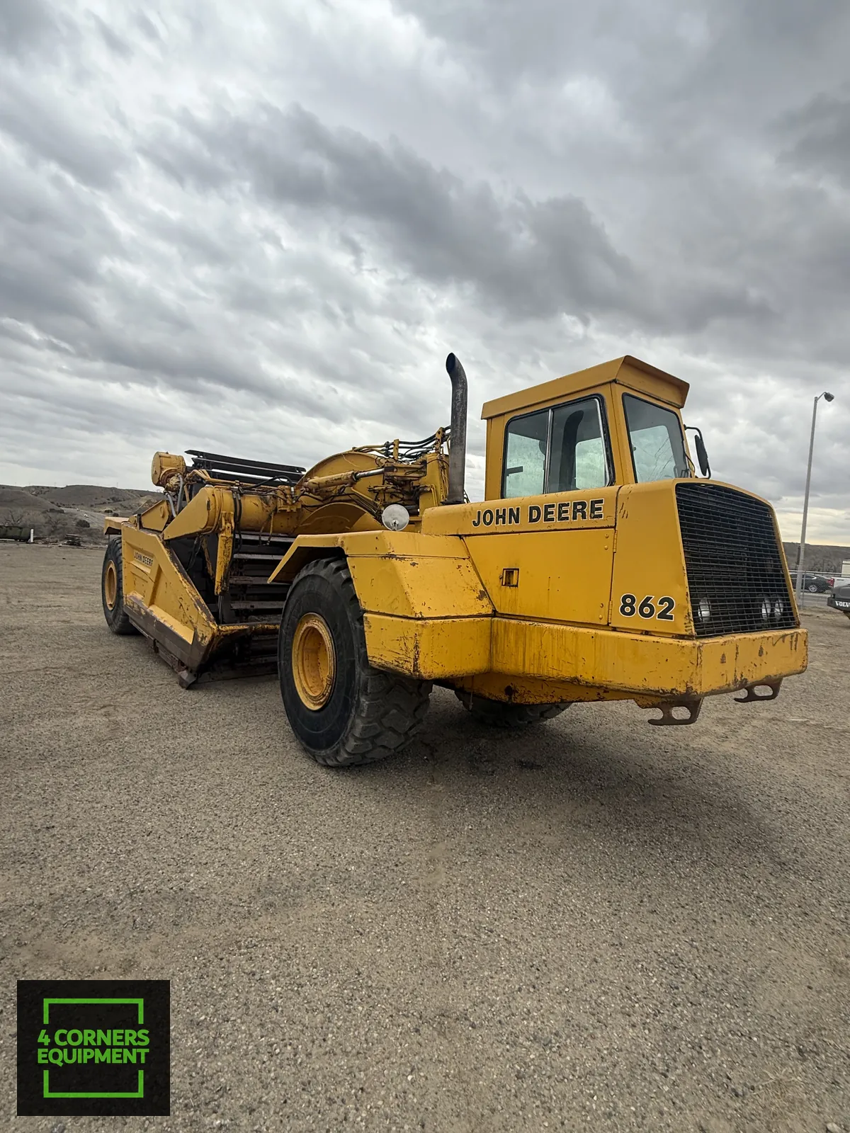 1987 Deere 862 Scraper