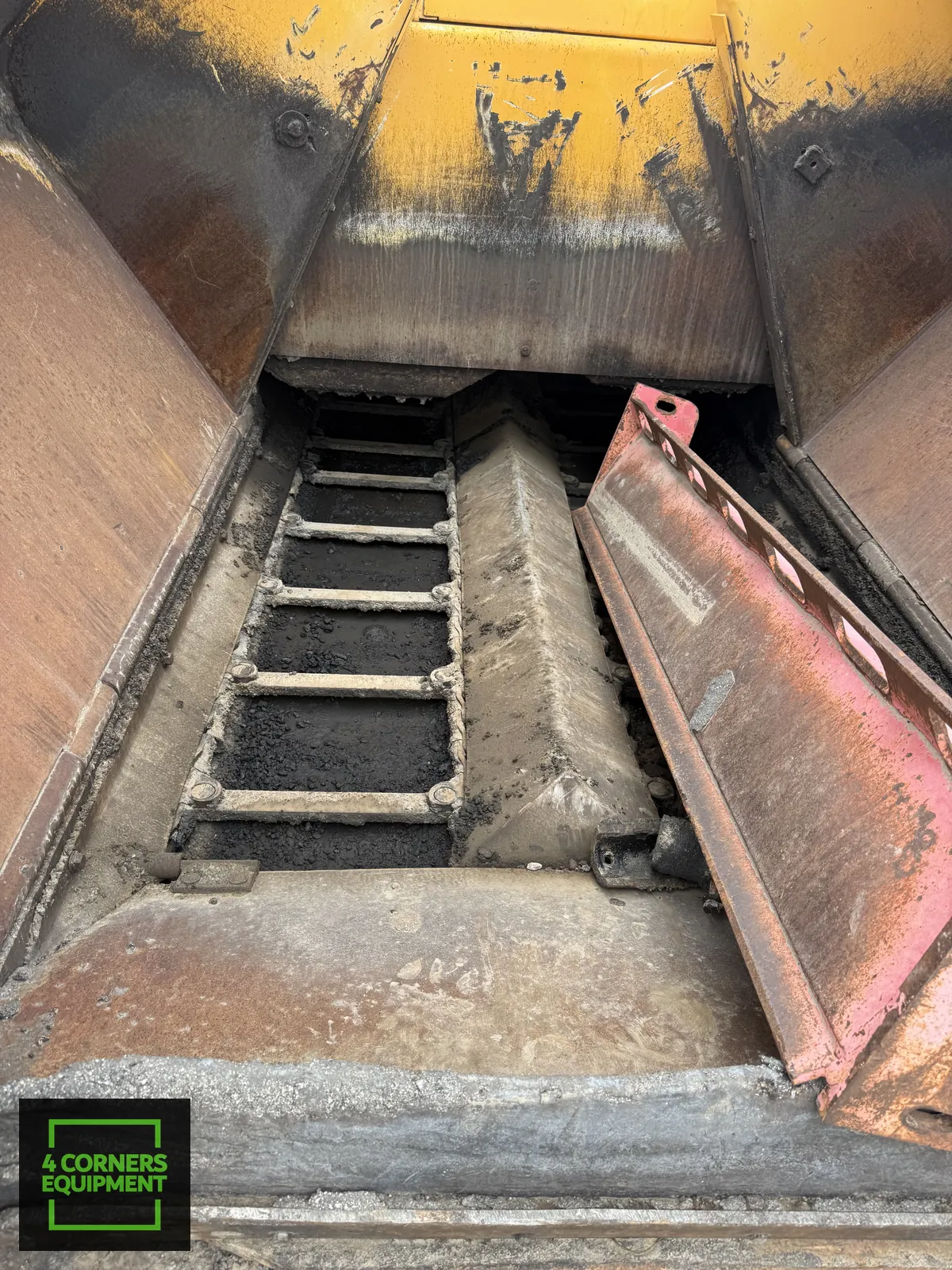 2003 Blaw-Knox PF-4410 paver - Image 6