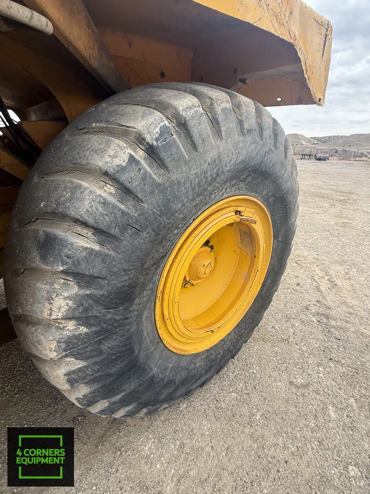 1987 Deere 862 Scraper - Image 7