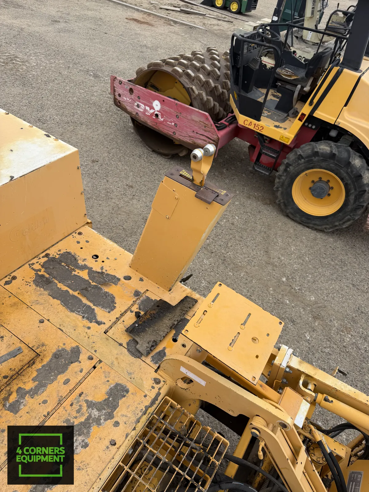 2003 Blaw-Knox PF-4410 paver - Image 7