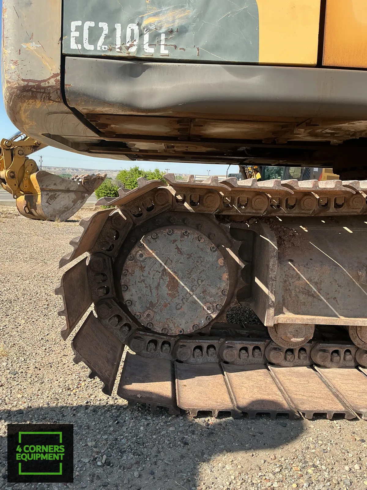 2010 Volvo EC210CL - Image 10