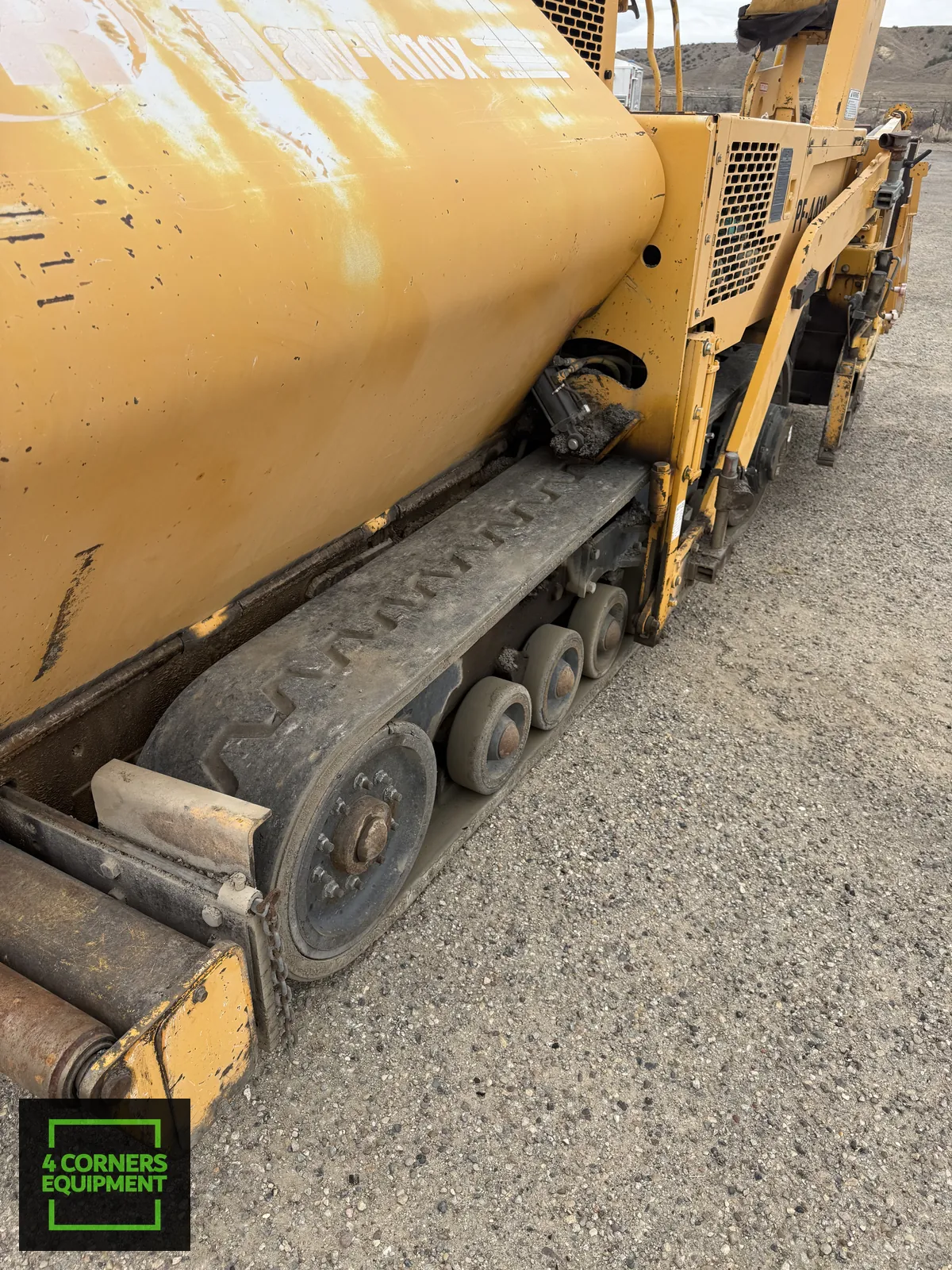 2003 Blaw-Knox PF-4410 paver - Image 10