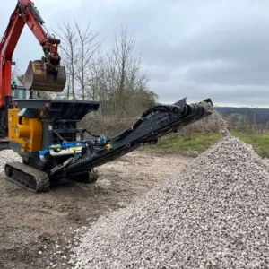 RubbleCrusher RC-J65 Tracked Jaw Crusher - Front View