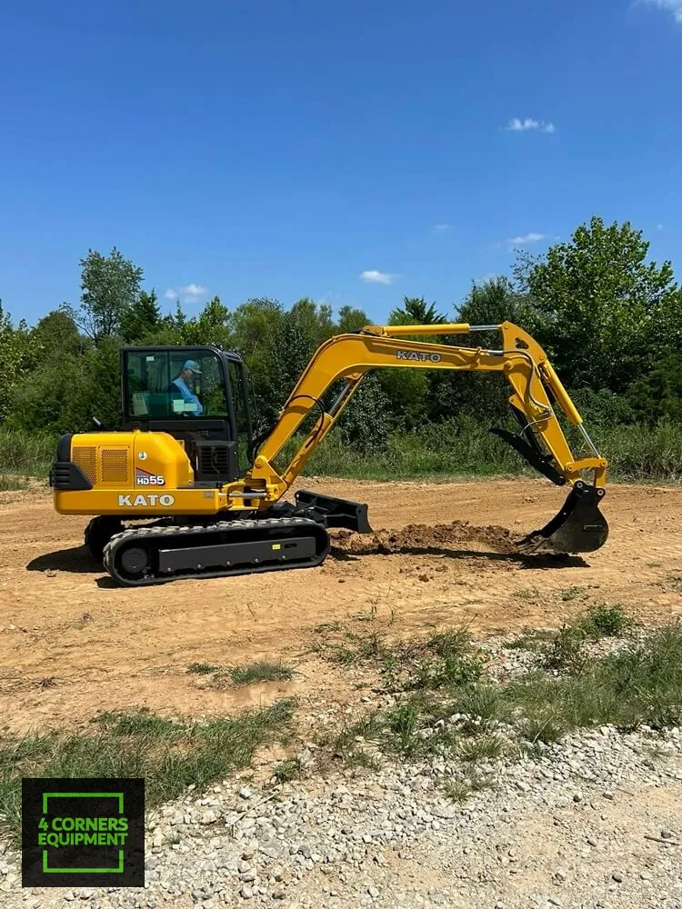 Kato HD55N4 Excavator - Image 4