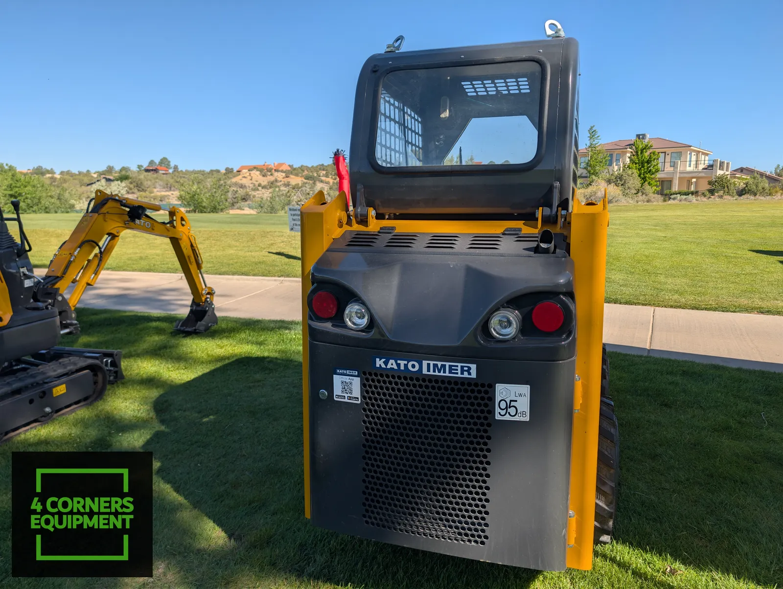 Kato AS-12 Skid Steer (Open Cab) - photo 8