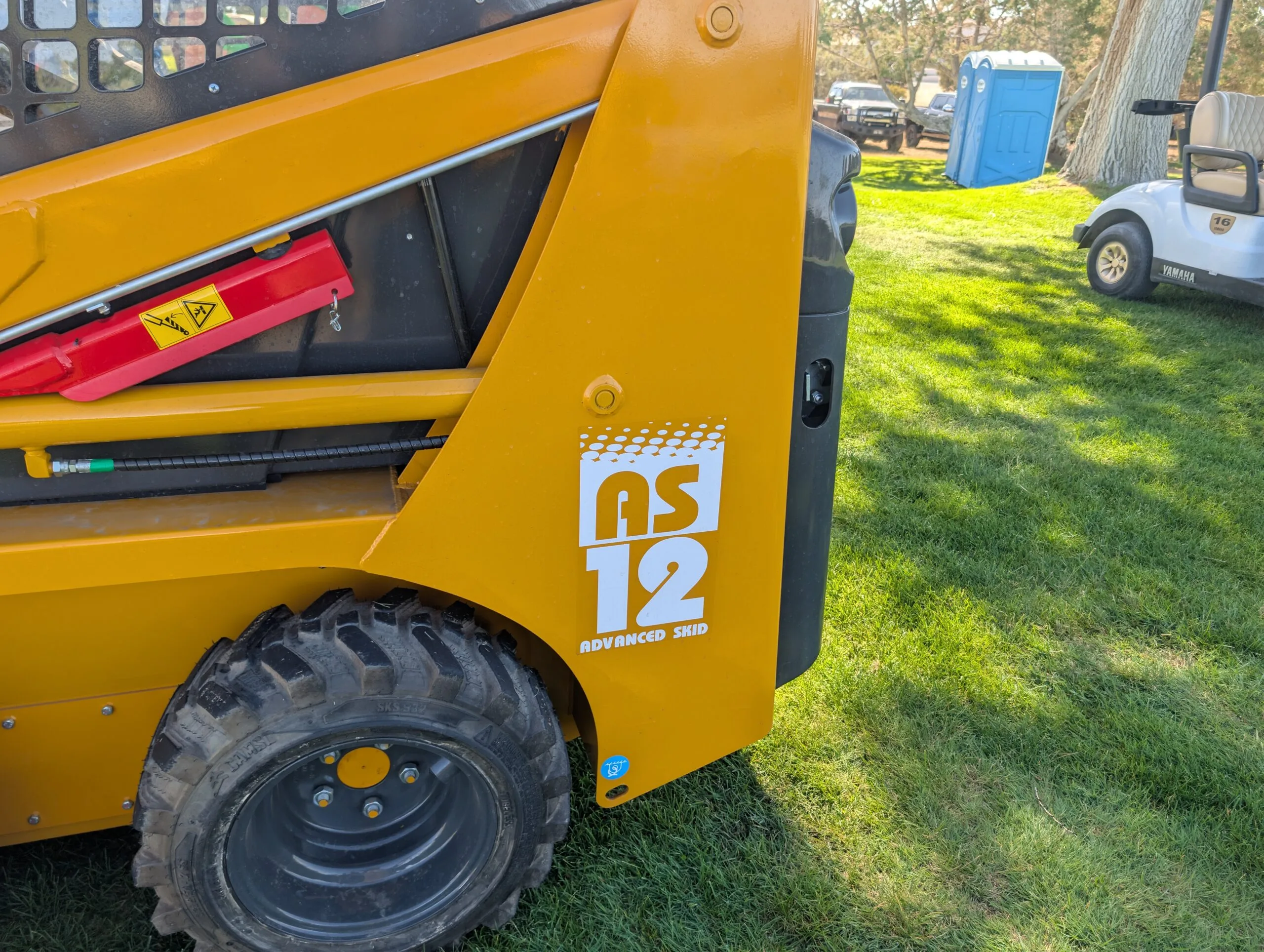 Kato AS12 Skid Steer Open Cab - D1-PXL_20260528_153603281